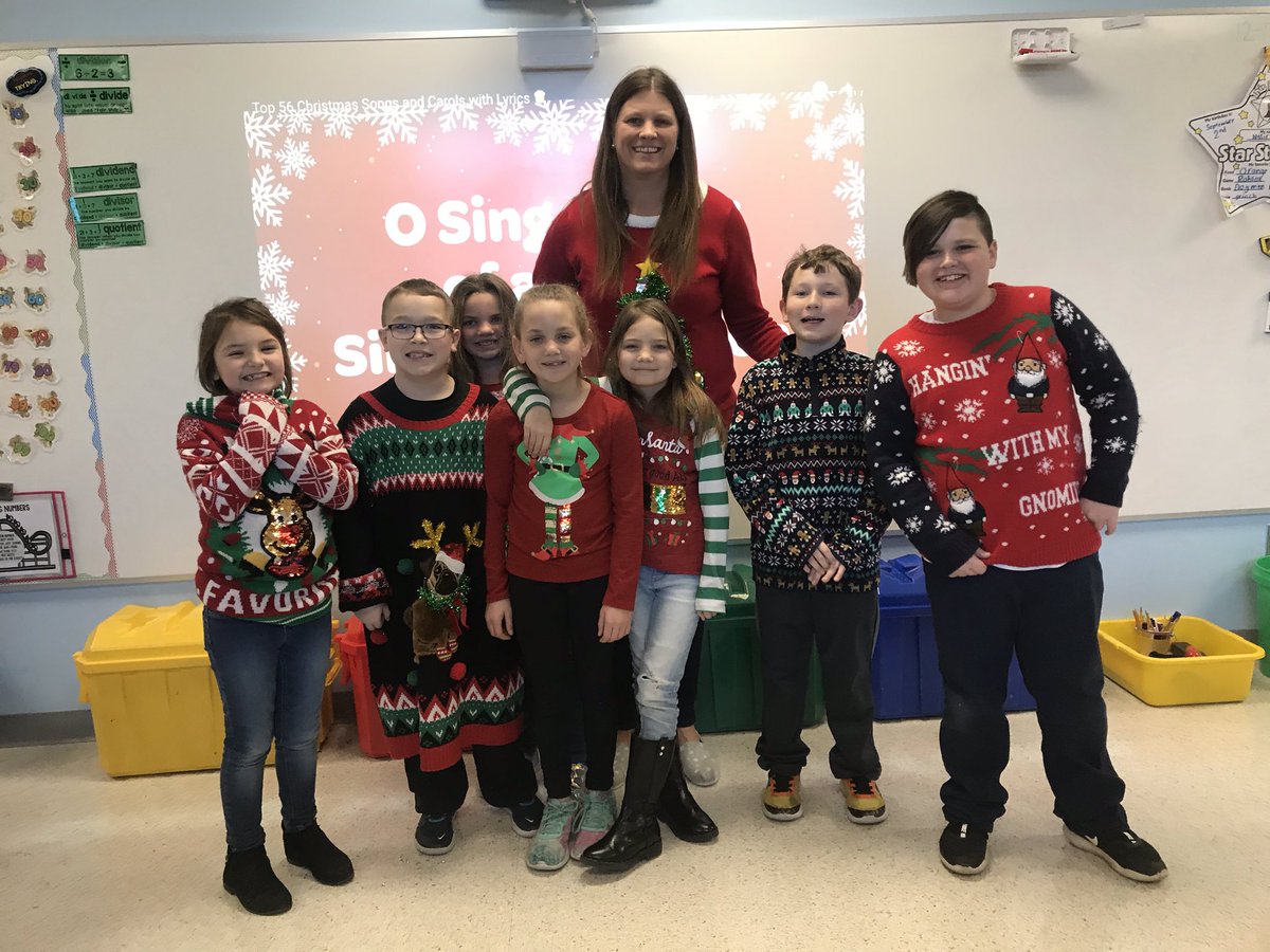 We had lots of fun wearing our ugly holiday sweaters and shirts in 3rd grade!! 💚🎄❤️🎅🏻 #readingelem