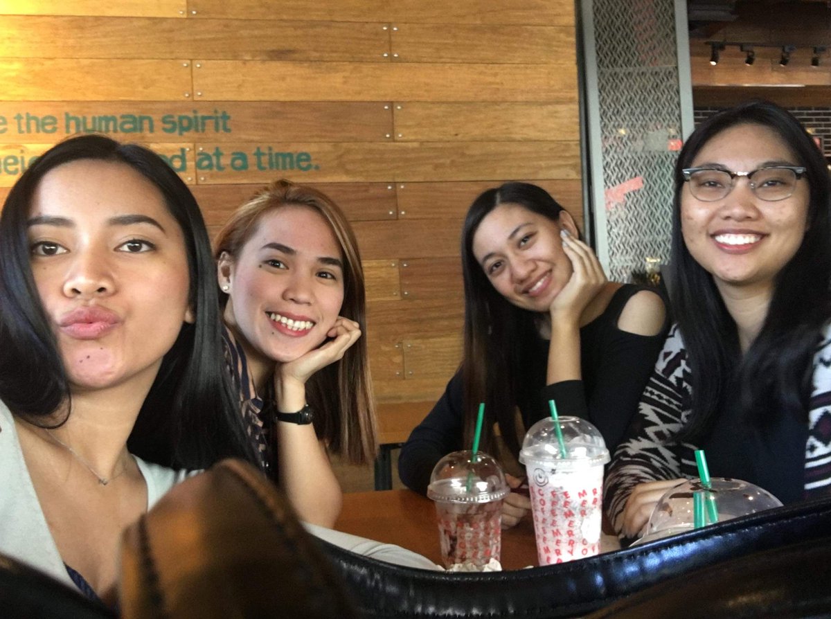 donna_om's tweet photo. I'm extremely lucky to have you guys😘
#powercry https://t.co/8bpZ9QepRW