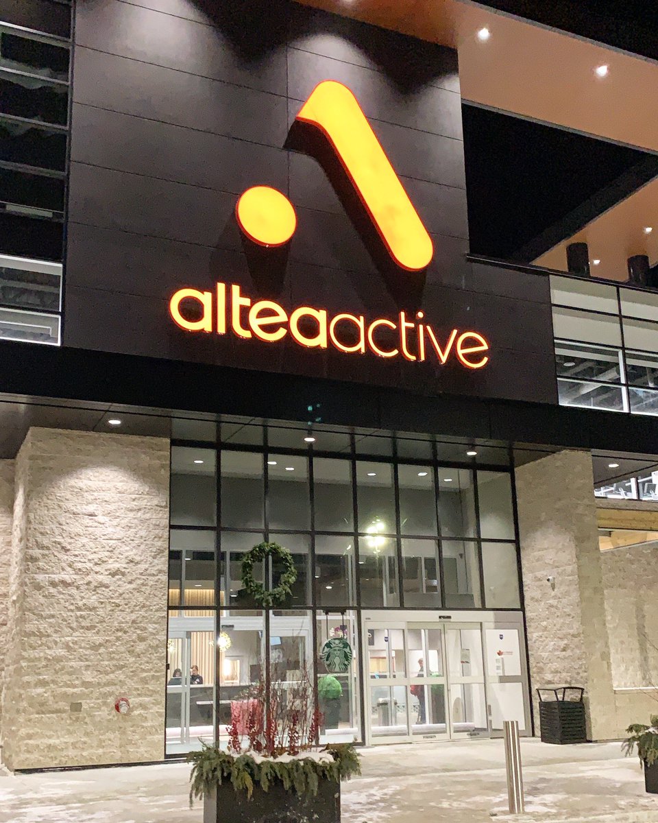 Bighill44's tweet photo. So it begins. I’ve found my new gym here in Winnipeg
.
@alteaactive has everything I want for my offseason training and is 5 mins from the house. Safe to say you’ll see me around there a lot, so say hello
.
#offseasontraining #champtraining #savage #alteaactive #partner #gainz https://t.co/WmlccF2T4K