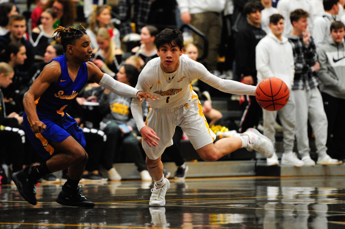 GaryMiddendorf's tweet photo. Andrew avoids a Sandburg comeback win, forcing and winning in OT 47-43. Tbolts' Noah O'Connor had a game high 20 pts. https://t.co/xBLUBITlLY