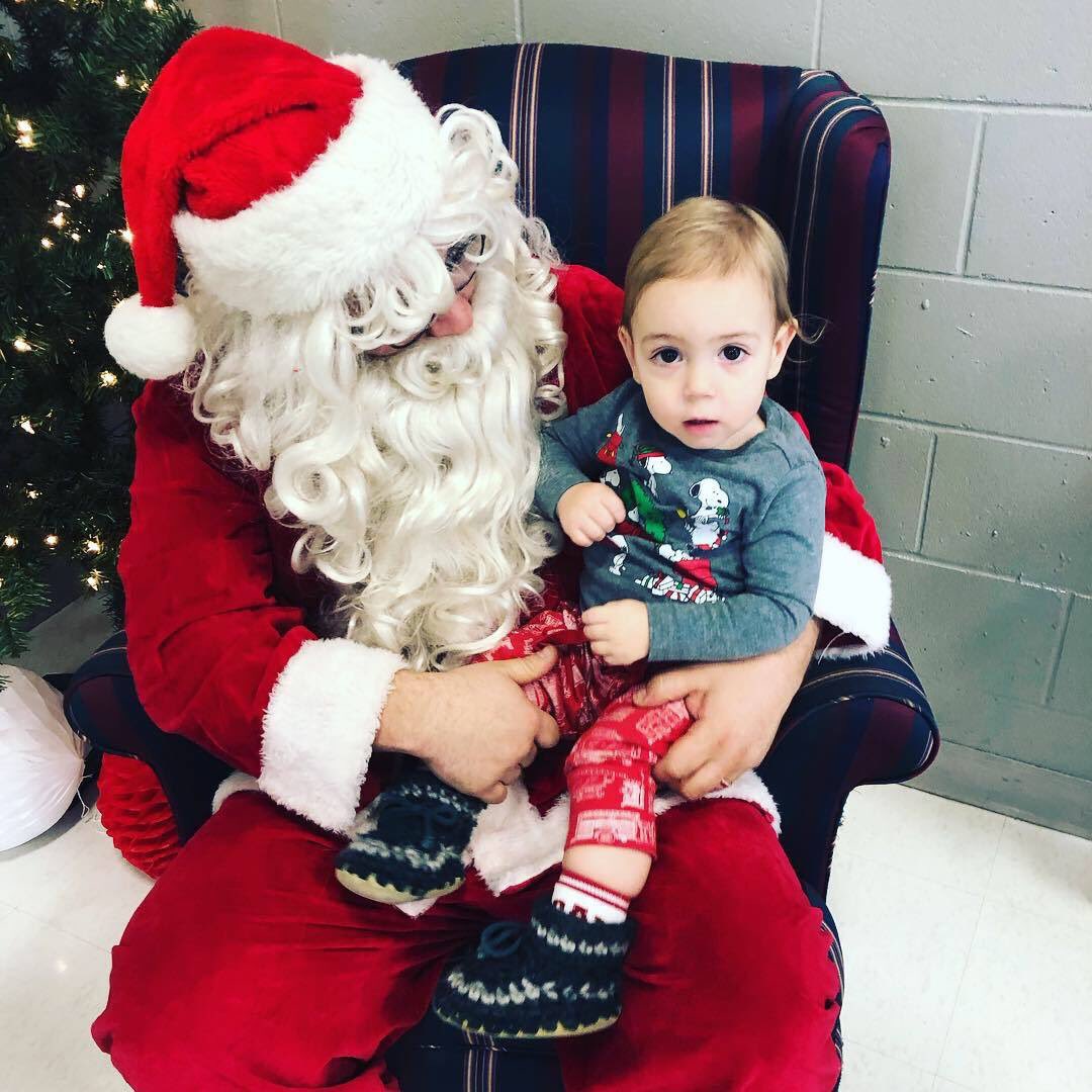 boyleactivity's tweet photo. Bring your littles to playgroup this Thursday, December 19, for a Christmas party, 9:30-11:30am. Crafts, snacks (feel free to bring a peanut-free contribution), and a chance to take pictures with special guest Santa (from 10-10:30) in a low key environment. #oevldn #ldnont https://t.co/TOwlkzmoeT