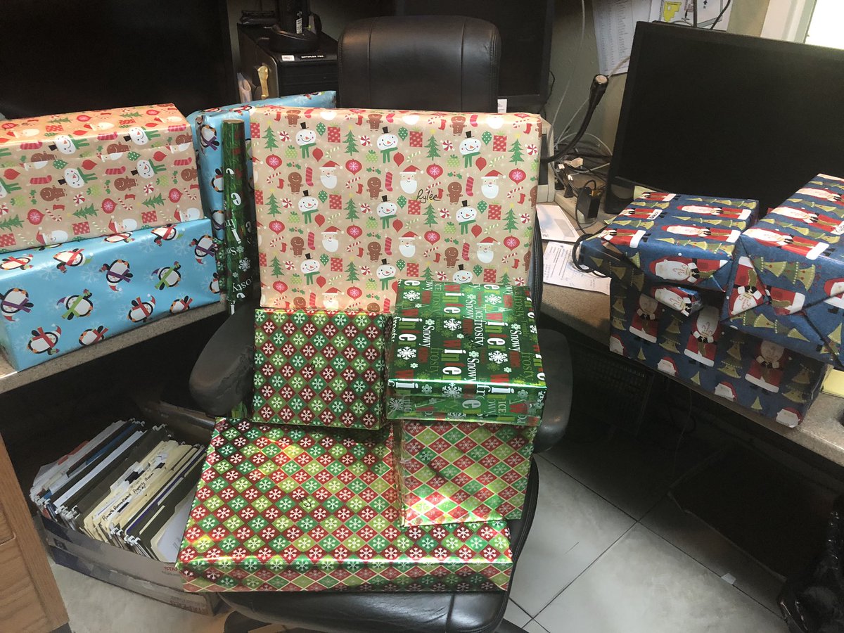KeenePD's tweet photo. Our police elves have been working around the clock for the past several weeks shopping for &amp; wrapping presents...&amp; today we delivered to eight families the entirety of their kids’ Christmas wish lists.  Providing for those in need is the most fulfilling kind of service. https://t.co/LPCANALkNC