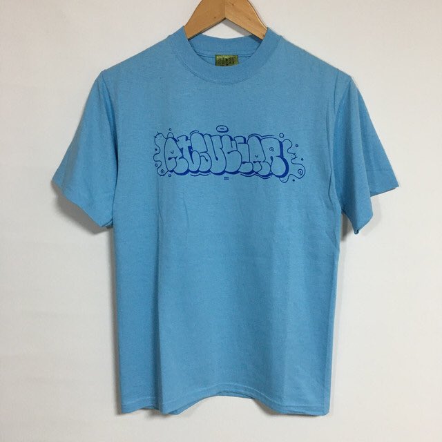ATSUGEAR's tweet photo. https://t.co/h6UC7n2xlt

ライトブルー

綿100% made in USA
しっかりした生地のTシャツです。

在庫Sのみ 着丈６５cm、身幅４４cm、肩幅４１cm、袖丈２０cm

#atsugear #silkscreen #シルクスクリーン #手刷り #diy #makeall #atsugi #honatsugi #anext #厚木 #厚木市 https://t.co/8qmK8N4zOO