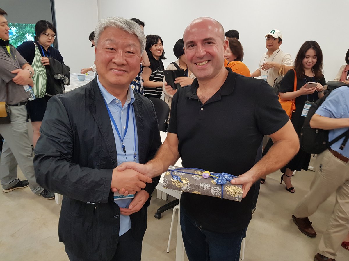 ImpacTechJapan's tweet image. #ImpacTech was honoured to host a prestigious delegation for over 80 leaders and educators, from leading universities and academic institutes in Korea.
We ran insightful session about Singapore’s startup ecosystem and Social-Tech, followed by meaningful discussion.