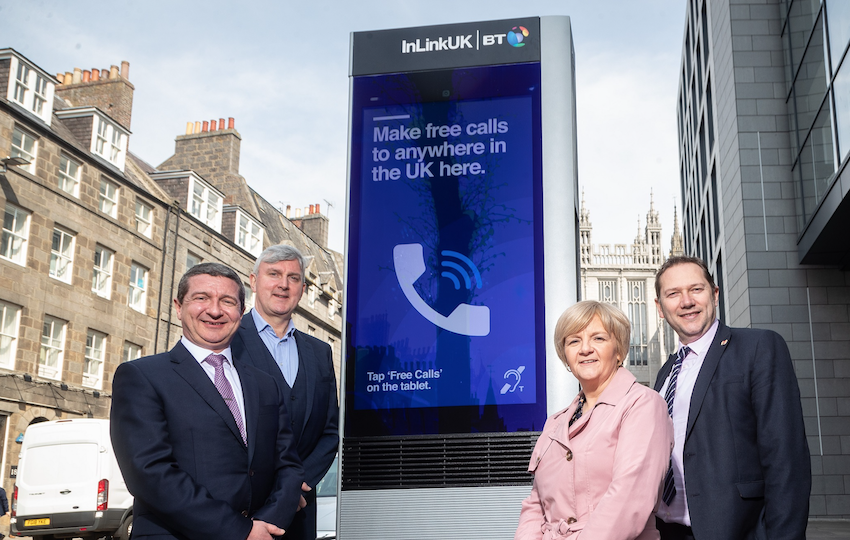 Smart_MyCity's tweet photo. Aberdeen launches controversial free wi-fi kiosks #Aberdeen #Wifi #SmartKiosk #WifiKiosk #FreeWifi #SmartCity #SmartCities #SmartMyCity
https://t.co/UroHfVH6VH https://t.co/UqXrNEFLlK