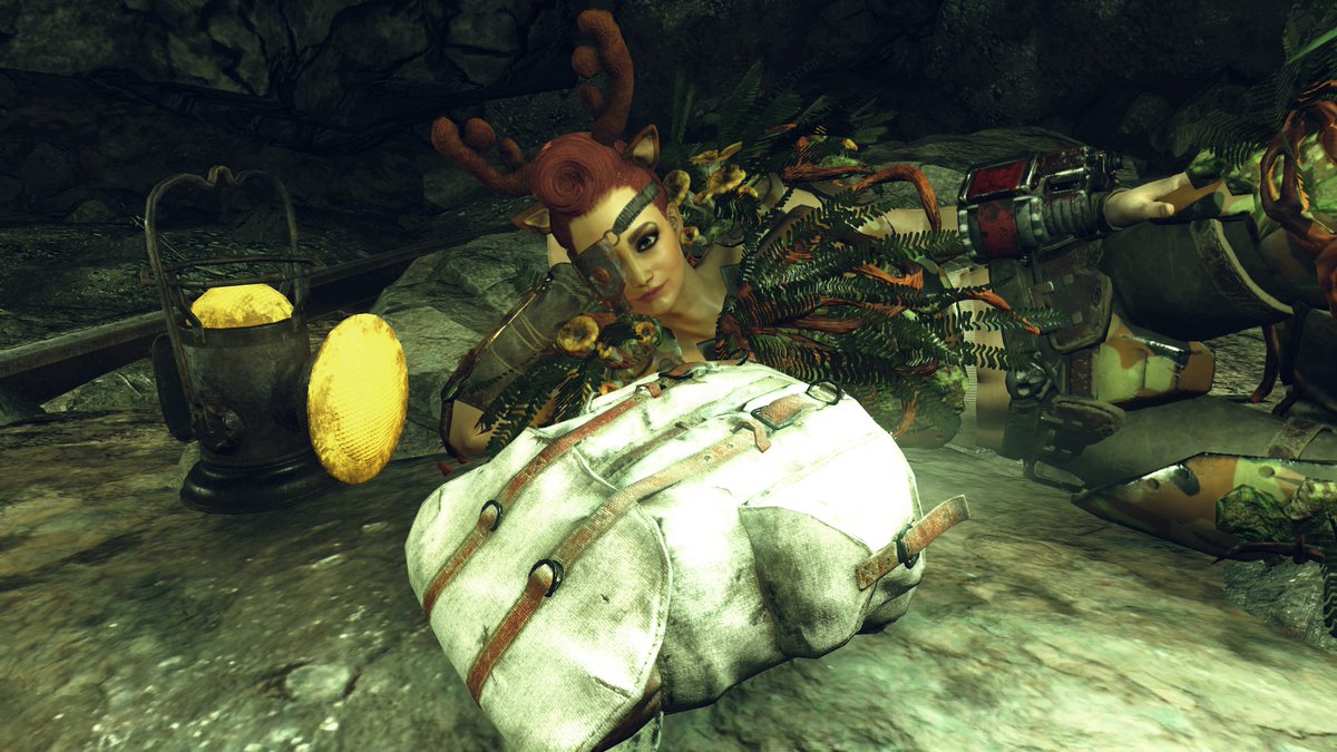 Miss_Prepper's tweet photo. Dear Santa,
One last little addition to my Christmas wish list...
#ThatBackpackTho #Fallout76 https://t.co/x8Z04JChM9