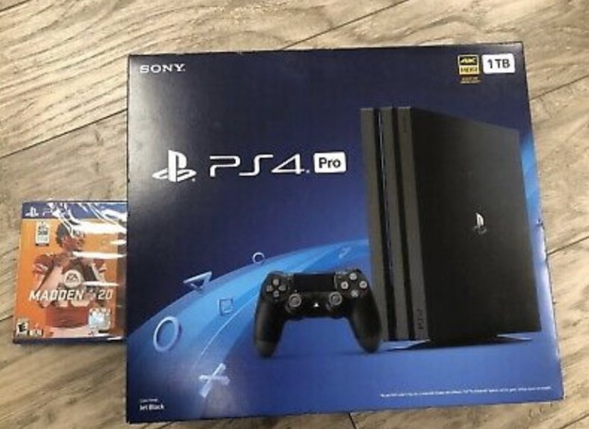 ReaIKentMurphy's tweet photo. 🚨 PS4 w/ Madden 20 Giveaway 🚨

To Enter:
1. Follow @FootbaIIism 
2. Retweet this tweet 

*Winner announced when @FootbaIIism reaches 70k* https://t.co/1EarELkm2Y