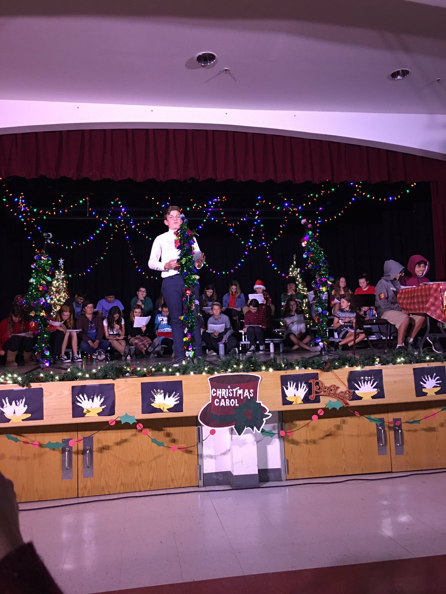 judi_stapleton's tweet photo. Great job @chmscoyotes! Such a fun and festive holiday show. @jallencusdmusic @CarlsbadChoir @ginact55 #cusdlearns https://t.co/1rdxp54qOw