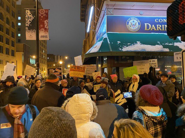 IndivisibleSPI's tweet photo. Sprinfield, IL residents showed up in force in freezing cold temperature to urge @RodneyDavis and @RepLaHood to #ImpeachAndRemove Donald Trump to choose country over party! #ImpeachmentEve #NotAboveTheLaw  @MoveOn @IndivisibleTeam #twill https://t.co/NPcZ6sxeZ1