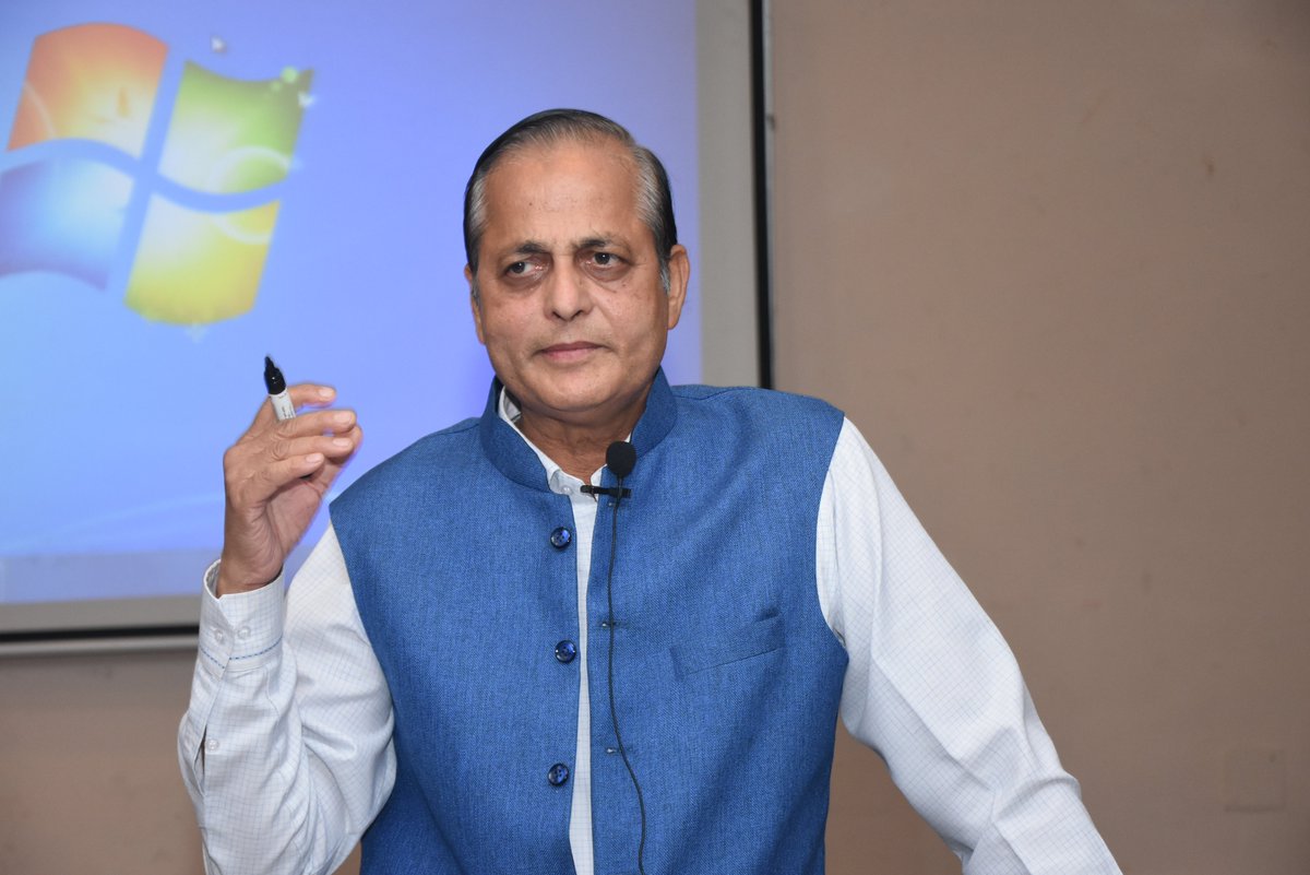 GLA_Mathura's tweet photo. Guest Lecture By Prof.G.S. Dangayach, Dean Research and consultancy from MNIT JAIPUR interacted with MBA students.

#EventsAtGLA #WorkshopsAtGLA #ResearchTopics #GLAUniversity #Happiness #EngineeringStudent #StudentActivity #GLAIBM #businessmanagement https://t.co/AXP72SrSxe