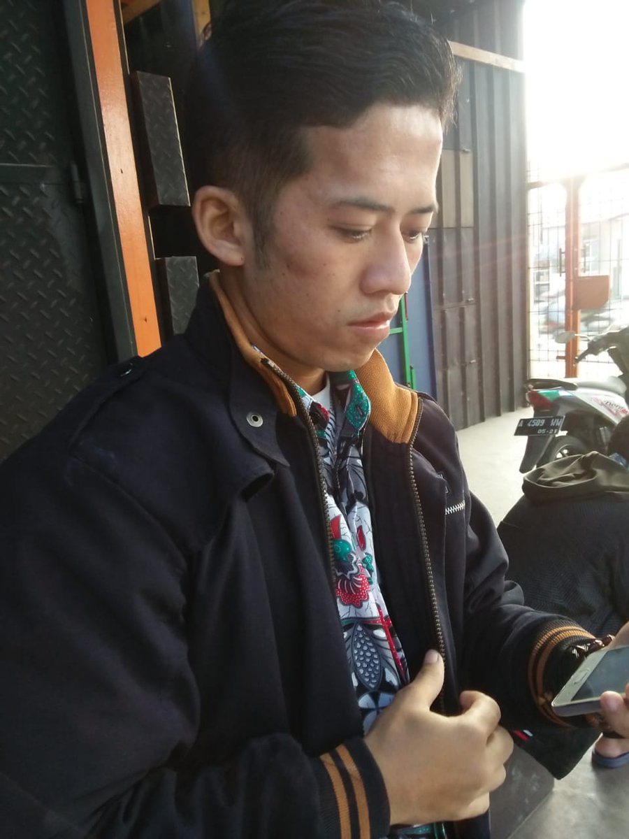 MuhamadDadan_'s tweet photo. 2020 ganti pacar #SAPAMANTAN https://t.co/D0he9lTvmW