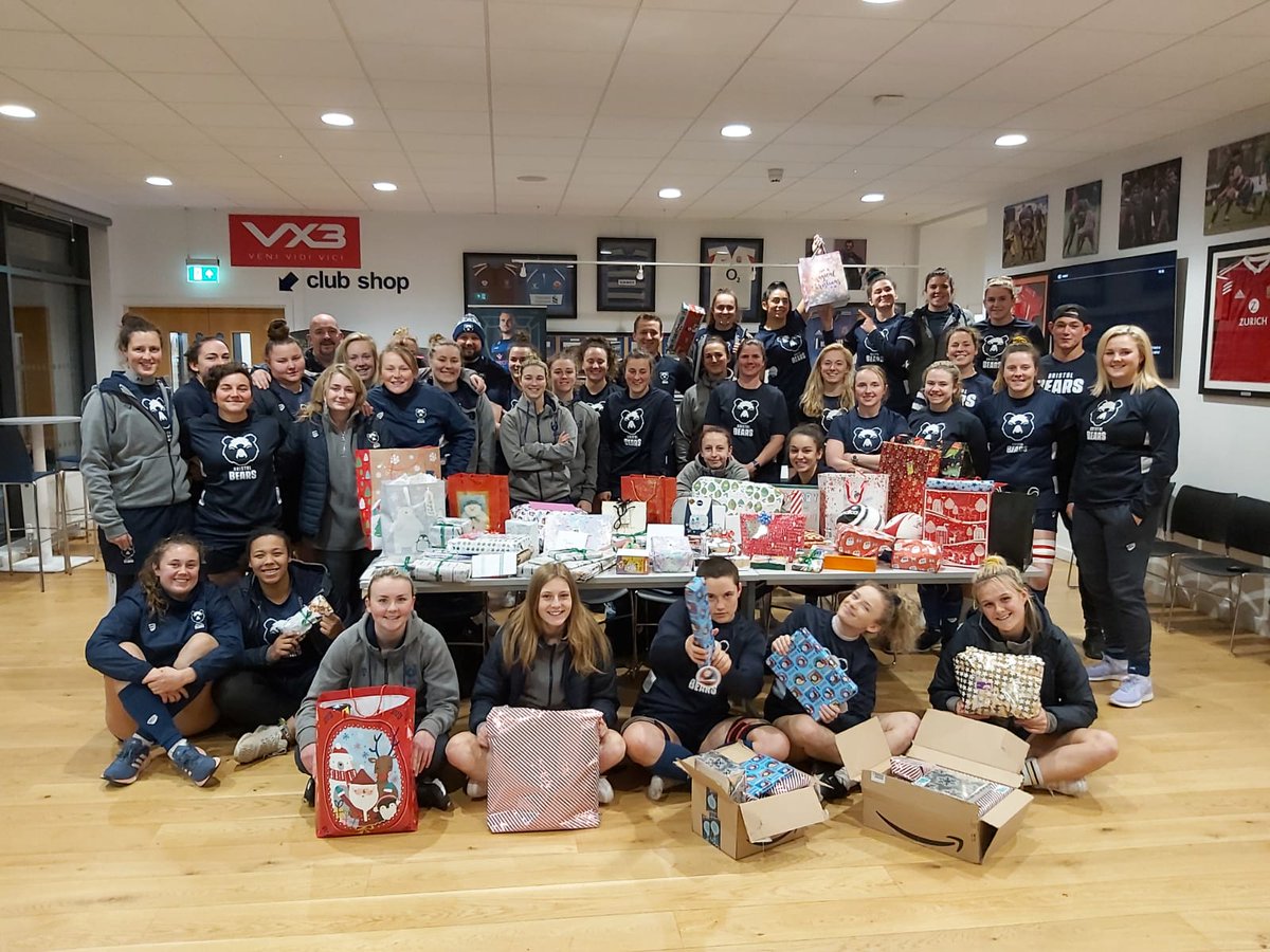 What a club 💙

Players and staff have collected over 6️⃣0️⃣ gifts for mothers and children who are supported by @NextLinkHousing, a charity that provides domestic abuse support for women and their families. 🎁

A little help can go a long way this Christmas. 🐻
