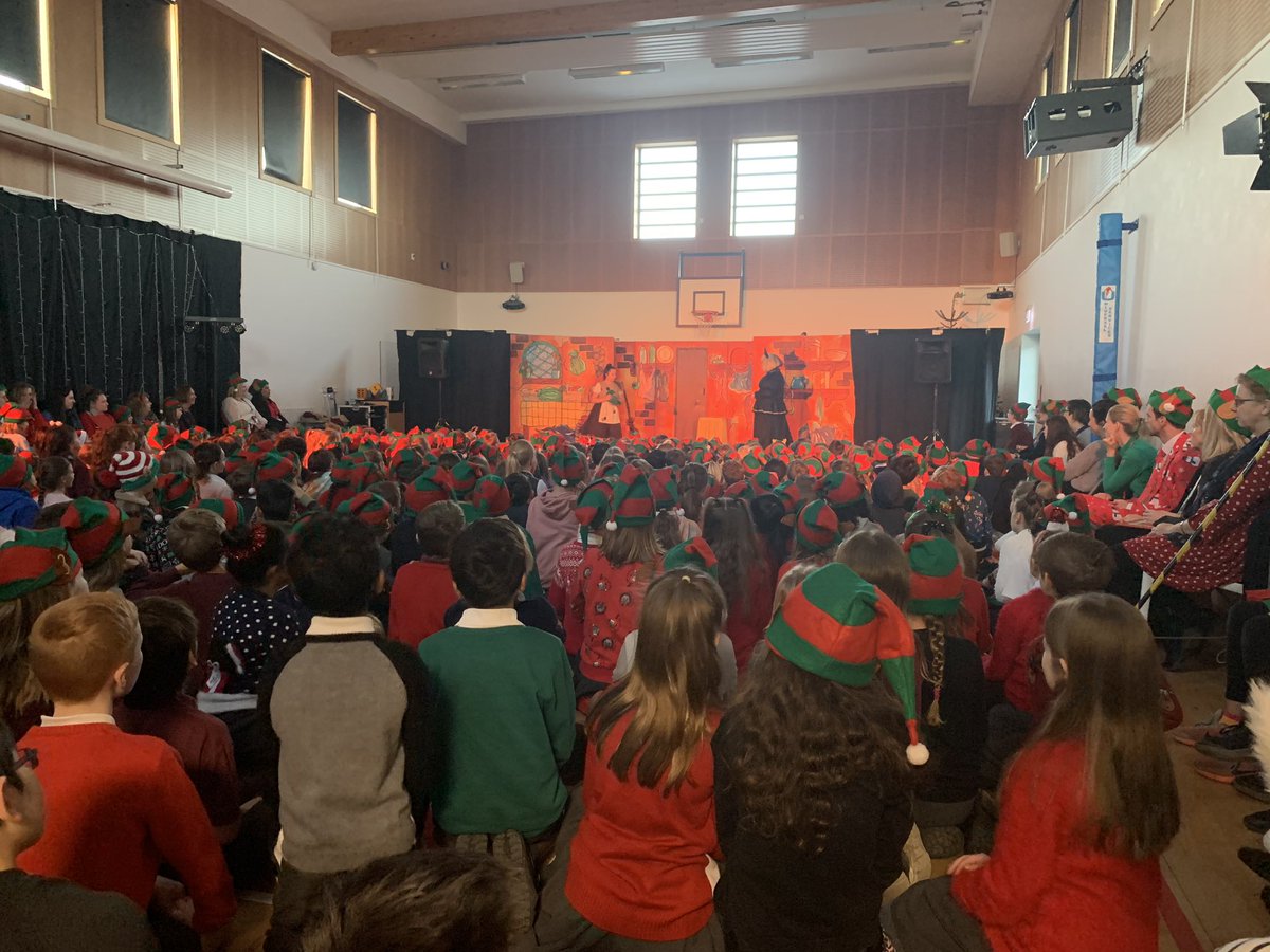 CramondPS's tweet photo. Fully engaged elf audience! Cinderella panto comes to Cramond https://t.co/3ul26AHN2F