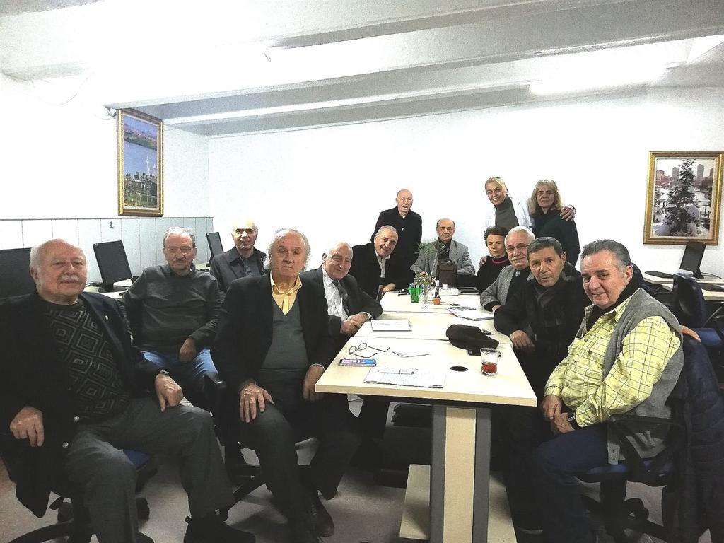 MusaOSMANCAOGLU's tweet photo. @mansuryavas06 @ankarabbld @ayseozylmz #carsamba Ayşe hoca ile ders yapıyoruz. https://t.co/9KhxVxzhGj
