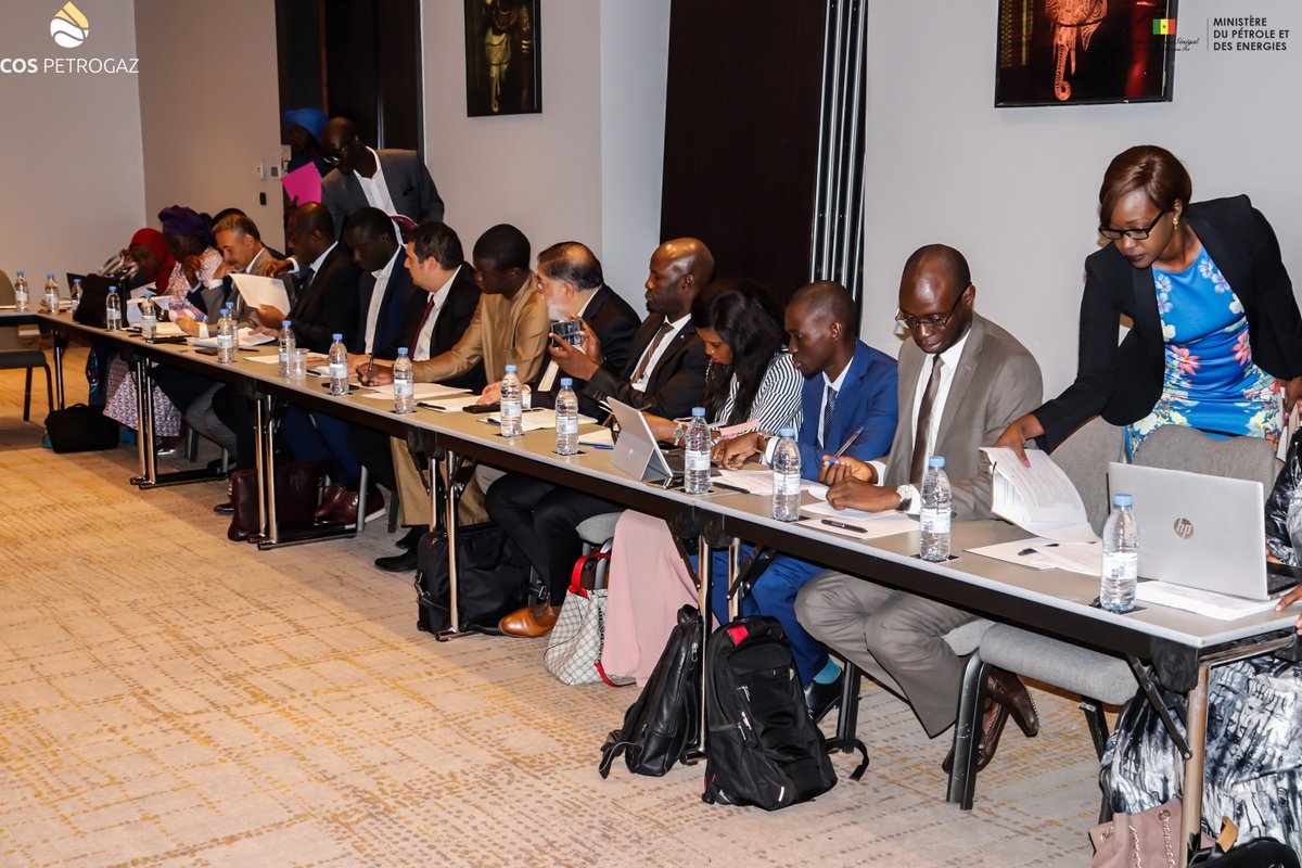 Démarrage de la deuxième journée de l’Ateliers de consultation sur les textes d’application de la loi sur le Contenu Local organisé par le COS PETROGAZ et le Ministère du Pétrole et des Énergies. #ConsultationPetrogaz #Kebetu #Senegal #ContenuLocal #CosPetrogaz