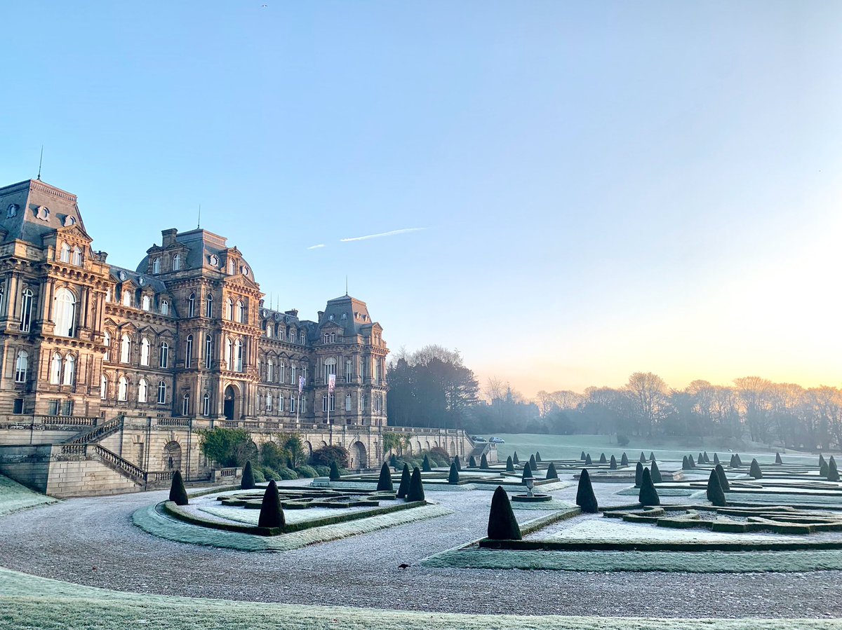 So frosty today! 🌬❄️🌫 
Do you have any snow? 
Share your images with us below us 🤗🎄🎁🌟#Winter