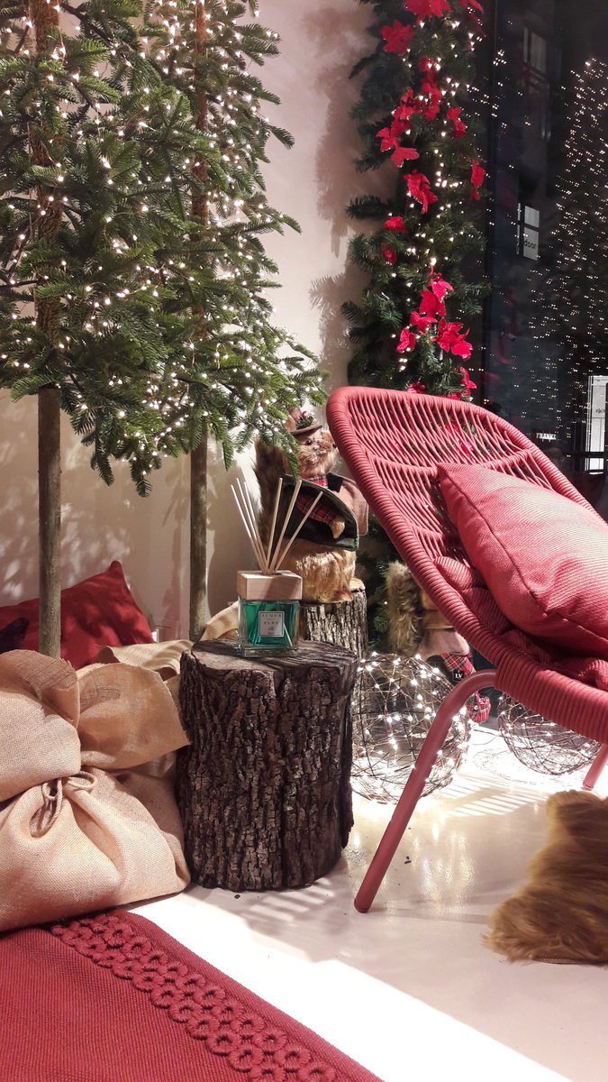 The wonder is coming: #VYR torna dal 28 al 31 maggio 2020 all’interno della Darsena Viareggio!

Segui tutte le novità dello show nella nostra pagina e nel nostro sito: versiliayachtingrendezvous.it