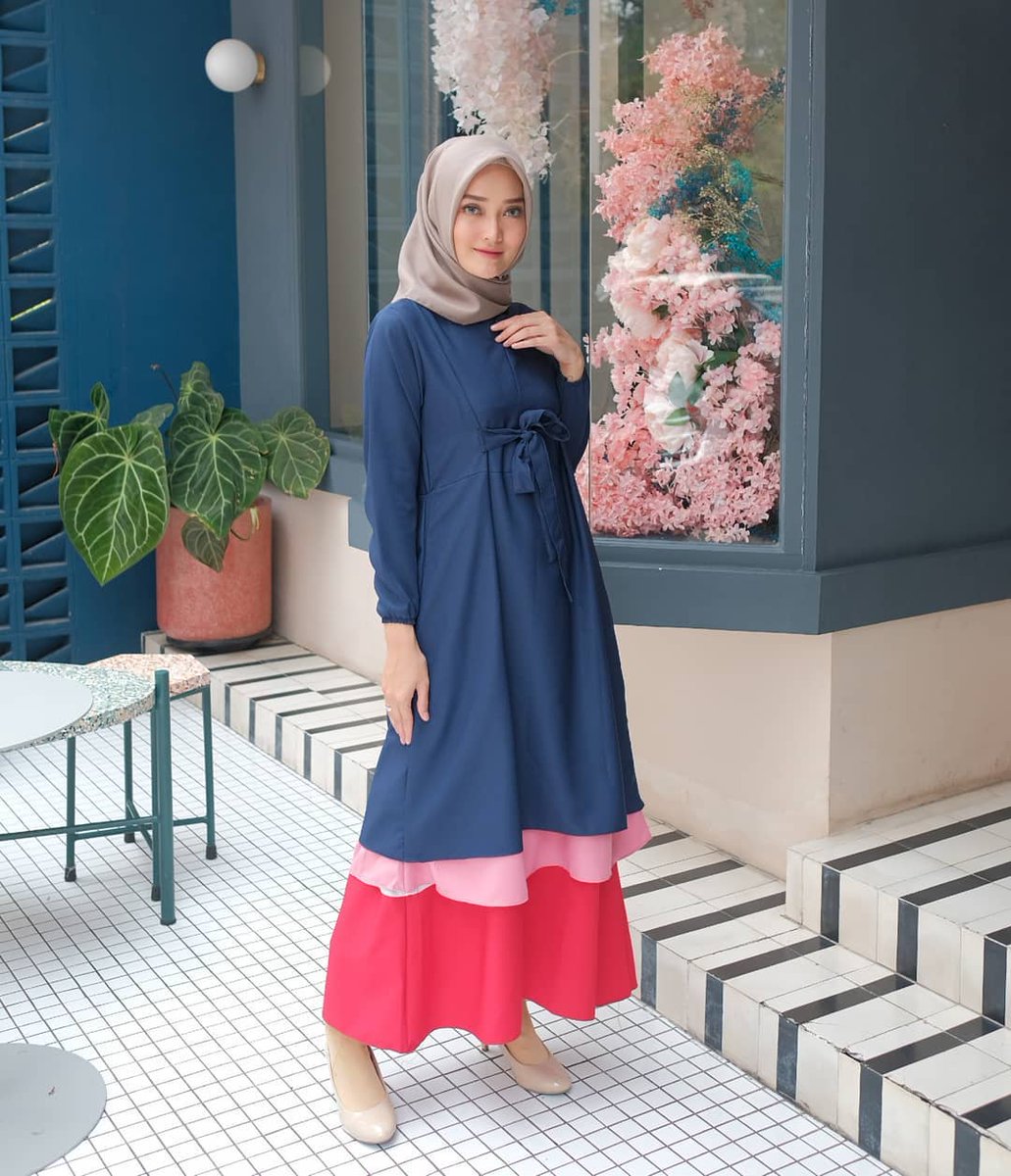 Susun Maxy Dress
Bahan   : ToryBruch
One Size fit to L

IDR 100k
ORDER Bayar di Tempat Via Lazada >bit.ly/35KecDO