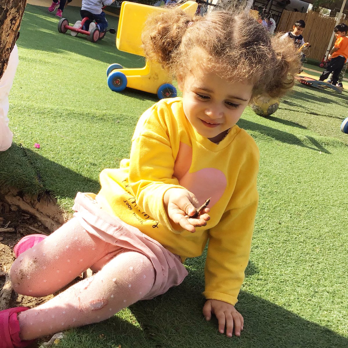 YellowBrickRdN's tweet photo. Thankful that we have beautiful outdoor areas to explore and see @yellow_brick_road_nursery
๐ธ๐ฑ๐ฆ๐๐๐๐
#ReggioEmiliaDubai #ReggioDubai #EYFSDubai #EYFSCurriculum #EYFSActivities #EarlyYearsDubai #LearningThroughDiscovery #UaeNurseries #NurseriesinDubai #DubaiBestNursery https://t.co/SmwT3Ek7m3
