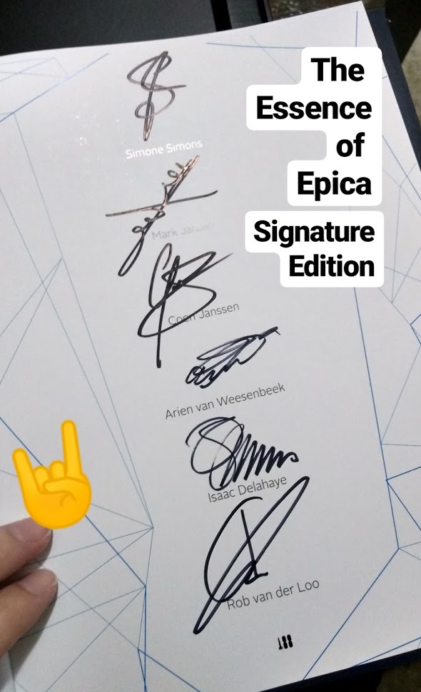 FernandoMerizio's tweet photo. Dear Simone!🖤
What a special day! I'm speechless! The most awaited gift of the year is here! The Essence of Epica is amazing and what a beautiful book! And now, this is our story togheter! I'm sending so much love to you, with my heart full of gratitude! @SimoneSimons @Epica https://t.co/Kb1o4PjzAk