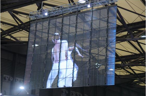 Lina10109028's tweet image. Transparent led display screen in different field, approaching Christmas, we have a big promotion about this item, high brightness and light weight. Please feel free to ask me. whatsapp:+86 13541818712 #Transparentleddisplay #LEDdisplayscreen #ledvideowall #ledtvscreen