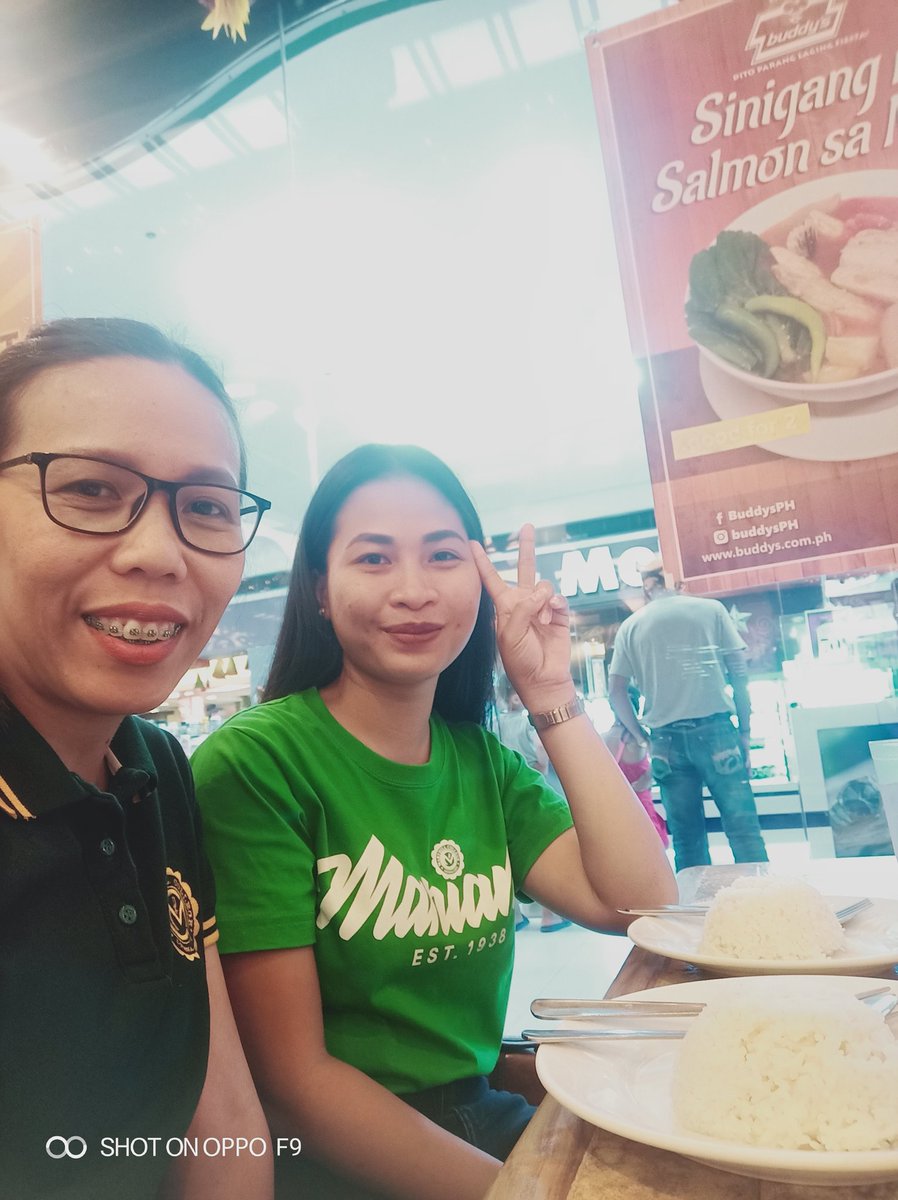 lindseysante's tweet photo. Lunch muna with Ate Gladys https://t.co/mJ9HFsnB2g