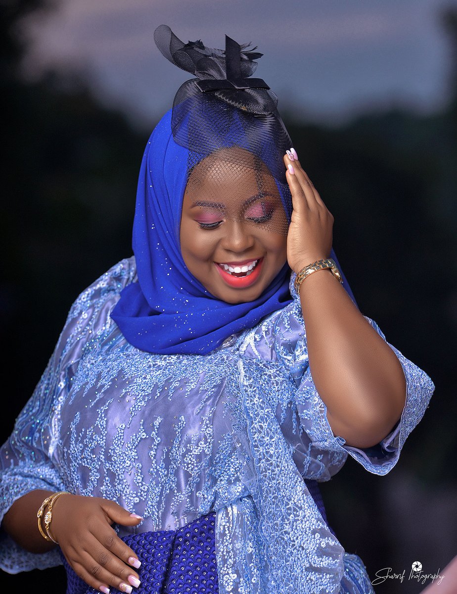 SharifPhotograp's tweet photo. Beautiful smile ...... Beautiful bride
Congratulations LAURA
@Sharif_photography
@Laura
#sharif photography
BOOK NOW
0751398402
#heals #MoodyPortrait #creat #outdoor #makeup #smile #pose #melanin #highspeedsync #veghee #potraits #godox #610 https://t.co/d1fzntn9Cy