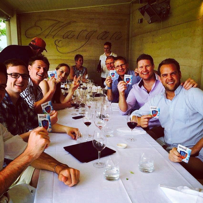 B1DefensePatch's tweet image. Friends don't let friends drink without it. #HangoverPatch  #HangoverCure