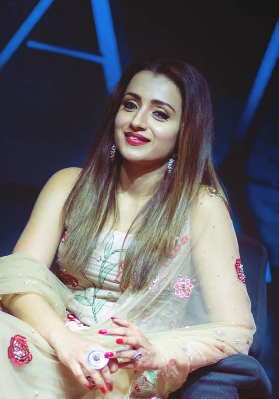 EMDHb4fUYAEpU1i?format=jpg&name=large