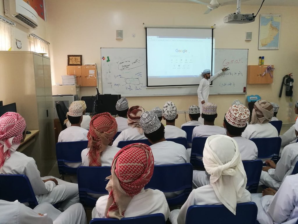 مدرسة رافع بن مالك (@rafaschool2012) on Twitter photo ضمن حصة النشاط التي نفذتها ادارة المدرسة<a href="/rafaschool2012/">مدرسة رافع بن مالك</a> ، قدم أ.قيس العلوي ورشة تدريبية في تطبيق/برنامج Gmail لطلاب الصف الثامن .
@Aldhahira_DGOFE
<a href="/YANQULNews/">أخبار ولاية ينقل</a>
<a href="/oyanqul/">علوم ولاية ينقل</a>
<a href="/falajsudairyeen/">فلج السديريين</a> ضمن حصة النشاط التي نفذتها ادارة المدرسة<a href="/rafaschool2012/">مدرسة رافع بن مالك</a> ، قدم أ.قيس العلوي ورشة تدريبية في تطبيق/برنامج Gmail لطلاب الصف الثامن .
@Aldhahira_DGOFE
<a href="/YANQULNews/">أخبار ولاية ينقل</a>
<a href="/oyanqul/">علوم ولاية ينقل</a>
<a href="/falajsudairyeen/">فلج السديريين</a>