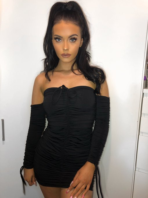 And this dress also x