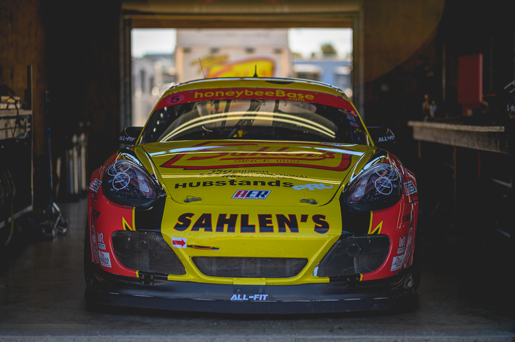 trackingfocus's tweet photo. The #Porsche Caymen is just amazing to watch on track.
.
.
#iamthespeedhunter #racing #carphotography #photography #shooting #fun #carporn #photooftheday #nikon #motorsports #caymen #porschelove
#porscheturbo #porschedesign #porscheracing @ovrpca https://t.co/ArqkapgnP7