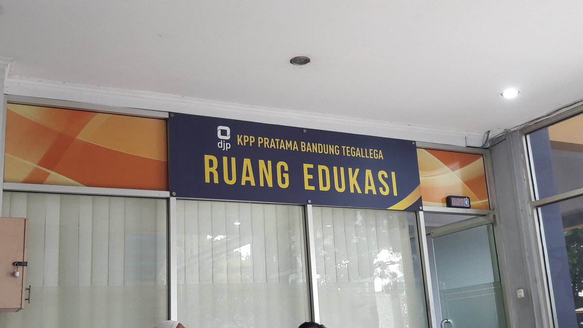 Resep jam sakieu msh keneh istirahat cc: <a href="/ridwankamil/">Ridwan Kamil</a> aturan isitirahat sanes ti tabuh 12:00 - 13:00 -,-