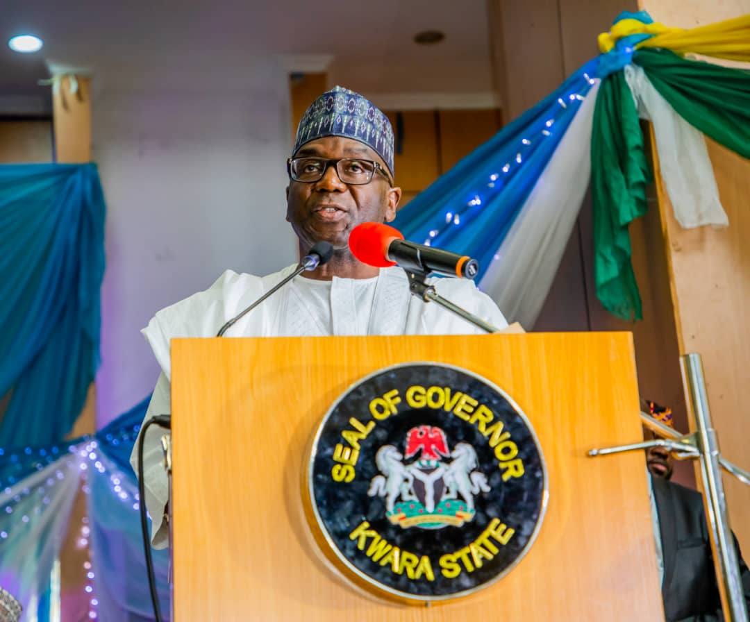 ArewaGovernors's tweet photo. @kwaragovt  H.E @RealAARahman 
has directed immediate constitution of a government panel to meet with the Labour unions in the state to discuss the national minimum wage. #arewagovernors #kwarastate https://t.co/O6N6gqCgCo