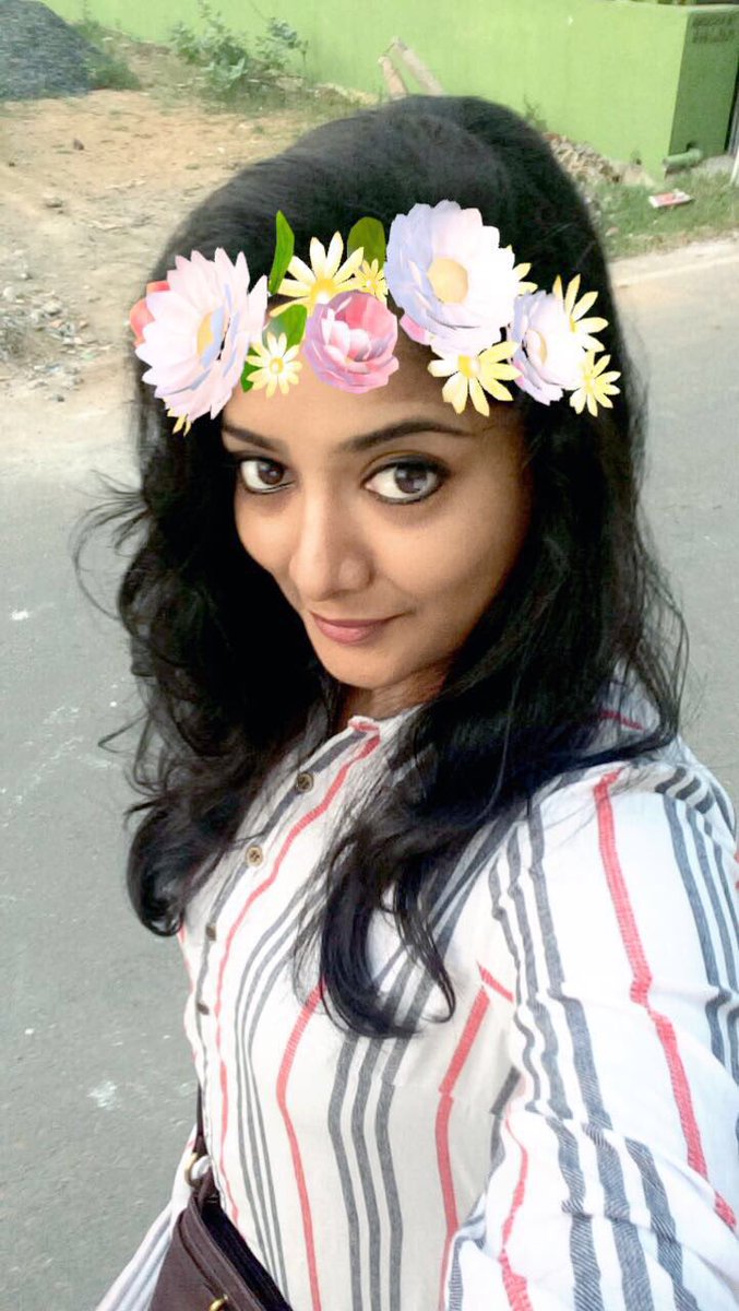 KollyActress's tweet photo. Gorgeous #Mathumila #KollyActress @mathumila10
@MathumilaFans #Fradu fame #Lakshmi #Madhumila https://t.co/S8ziZ8eqC0 https://t.co/kfK9eVxMxa