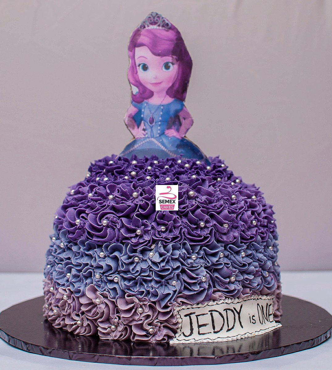 I_am_semex's tweet photo. #ButtercreamInspiration
It's a smash cake thing!
Countdown to JEDDY's first year birthday.
#smash #smashcake #sofia #sofiacake #sofiacakes #sofiagown #purple #sofiarose #sofiacakebirthday #cake #cakestagram #sofiathefirstcake #semexcakes #kiddiescake https://t.co/LDZHKX19t8