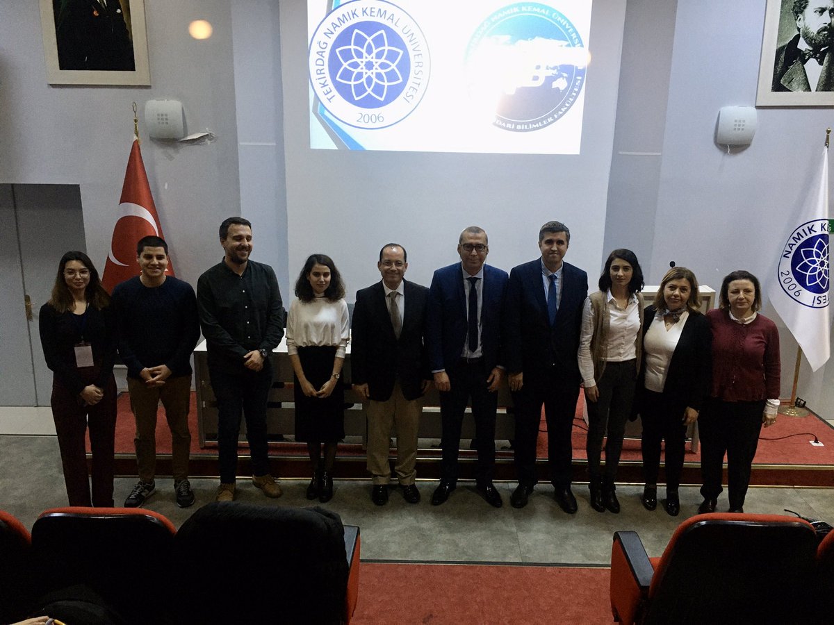 nkuikttpl's tweet photo. Muhasebe ve Mali Müşavirlikte Kariyer adlı etkinliğimizden görseller. Bizden desteğini esirgemeyen İşletme ve ÇEKO topluluklarına, değerli bilgilerini ve vakitlerini bizimle paylaşan konuşmacılarımıza, hocalarımıza ve tabiki katılım sağlayan bütün arkadaşlarımıza teşekkür ederiz. https://t.co/RdX8JNh9i8