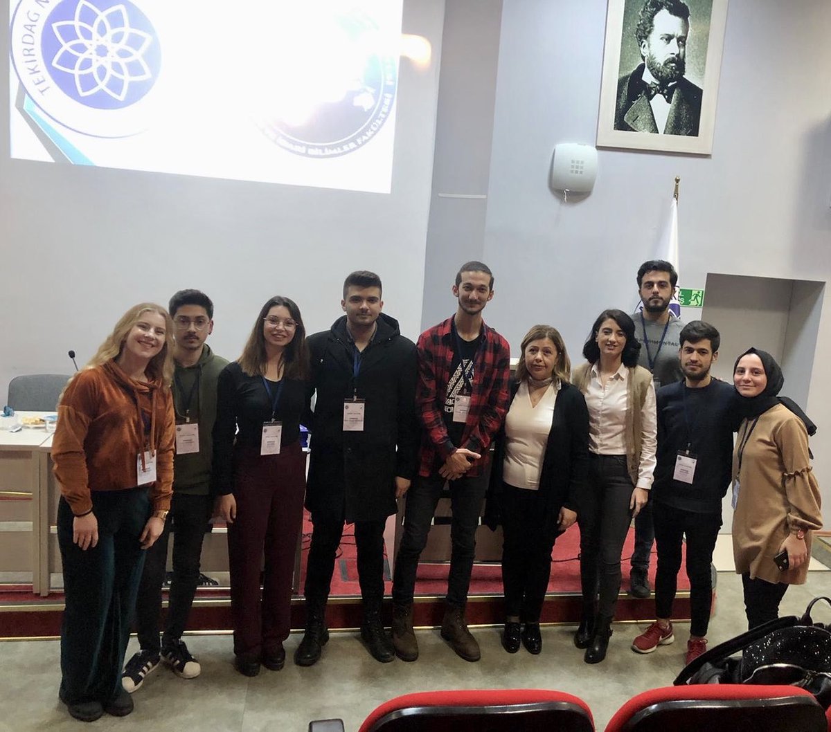 nkuikttpl's tweet photo. Muhasebe ve Mali Müşavirlikte Kariyer adlı etkinliğimizden görseller. Bizden desteğini esirgemeyen İşletme ve ÇEKO topluluklarına, değerli bilgilerini ve vakitlerini bizimle paylaşan konuşmacılarımıza, hocalarımıza ve tabiki katılım sağlayan bütün arkadaşlarımıza teşekkür ederiz. https://t.co/RdX8JNh9i8