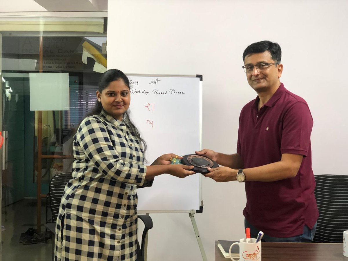 ArabhiCreations's tweet photo. Thank you Prasad Phanse Sir for conducting a wonderful interactive session with all of us about dubbing and voice over. 
#arabhicreations #anchoringworkshop https://t.co/6vH1Jm3hCs