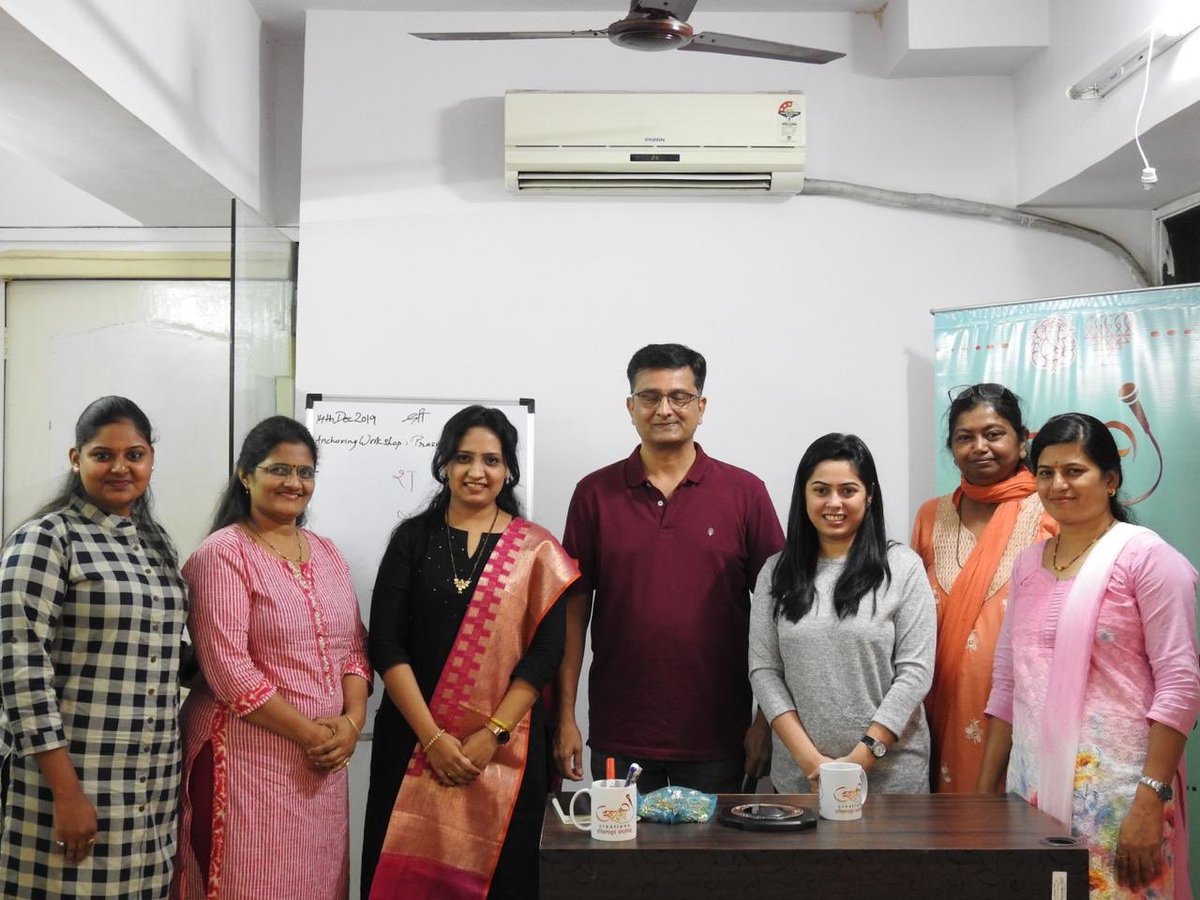 ArabhiCreations's tweet photo. Thank you Prasad Phanse Sir for conducting a wonderful interactive session with all of us about dubbing and voice over. 
#arabhicreations #anchoringworkshop https://t.co/6vH1Jm3hCs