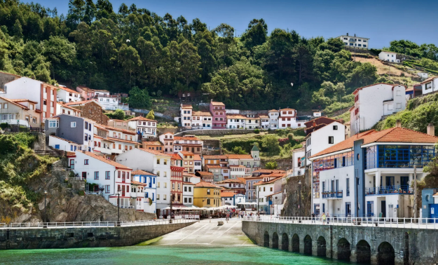 Homes for €1 and free money: nine places around the world that pay you to move there 
telegraph.co.uk/property/abroa…
