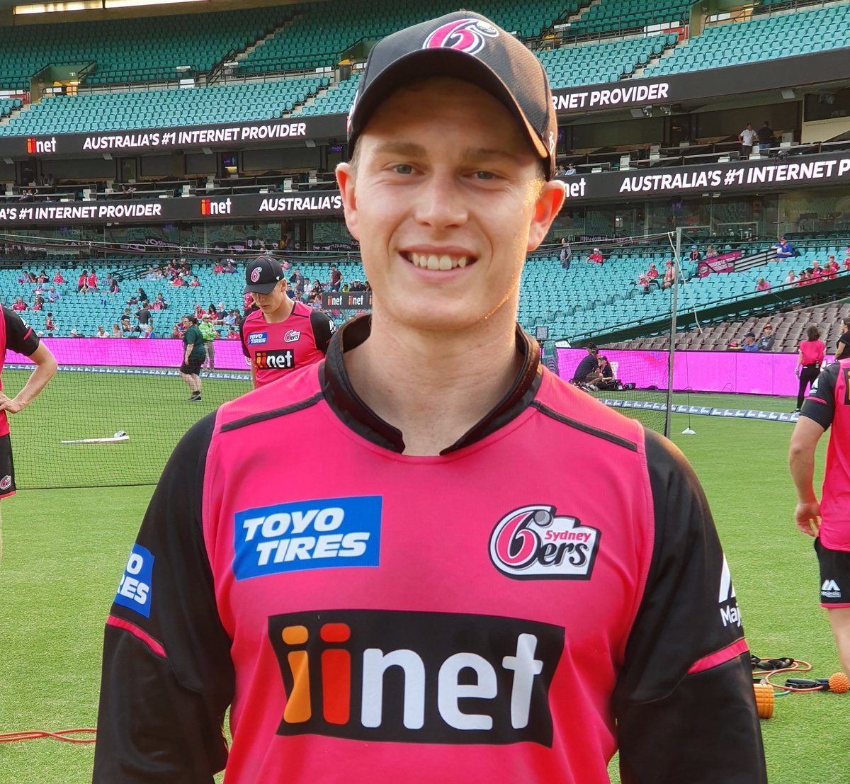 Sydney Sixers on Twitter: "🙌 👏 Congratulations Hayden Kerr - Sixers debutant tonight against @ScorchersBBL @SCG #smashemsixers #BBL09 https://t.co/h4GphCh3ku" / Twitter
