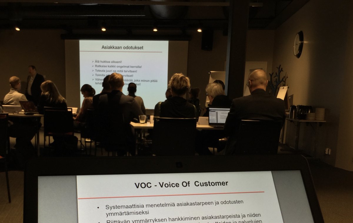 Ilkka Kouri: ”Lean-kehittämisen tavoitteena on toiminnan ja prosessien organisointi asiakastarpeen pohjalta, jotta saadaan maksimoitua asiakkaan saama arvo suhteessa kustannuksiin pitkällä aikajänteellä.” #jyuEMBA #menestyjohtajana