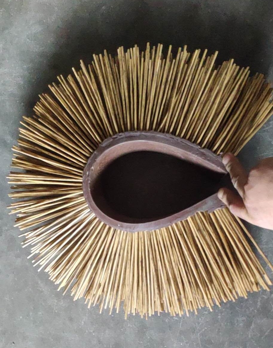 Grace91776149's tweet image. Synthetic Arican Reed thatch panel,made of HDPE thatch ,For Roof,Beach Umbrella, Tiki Hut, Palapa, Cottage, Resort #roofing #roof #reedthatch #syntheticpalm #thatchroof #huberroofing #resortroof #maldiveshotels #artficialthatchroof #africanreedthatch #reedroof #reedthatchresort