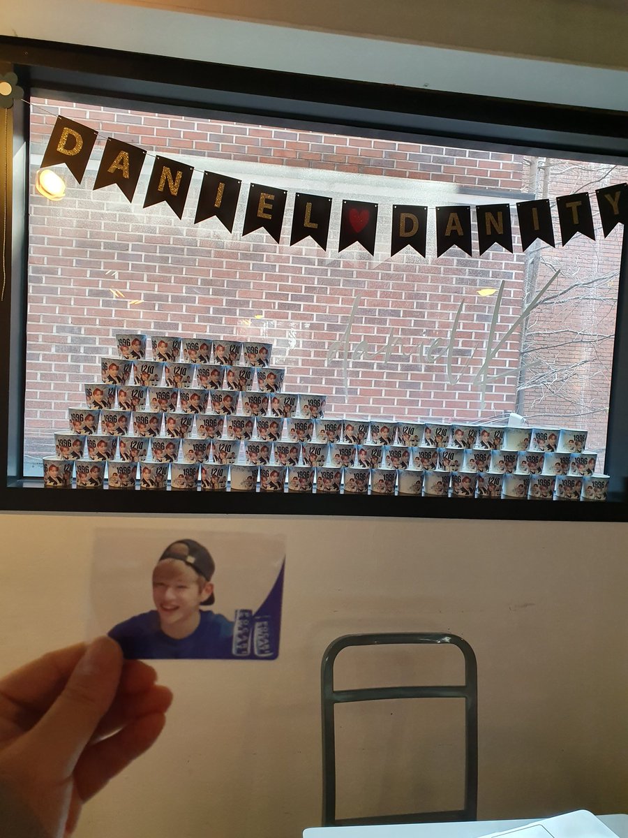 bluecity9696's tweet photo. #강다니엘_사랑해
#CONETing #코넷팅 #강다니엘
#KangDaniel #코코부코
#코넷팅_나눔_참여
#카페코넷팅
언제나 다니엘로 가득한 공간 너무 좋았어요 https://t.co/pSfBDcfgoI