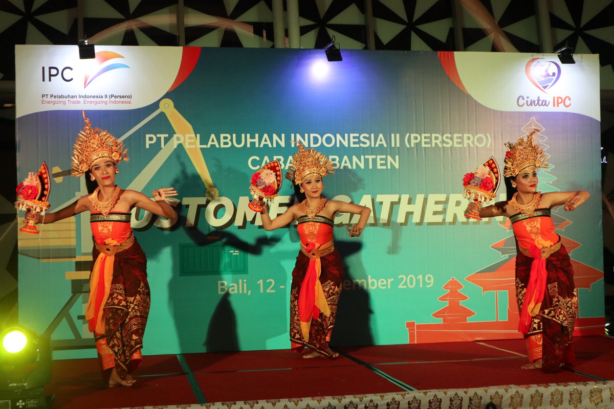 IPC_Banten's tweet photo. Customer Gathering Ipc Banten di Bali, 12 s/d 14 Desember 2019
@indonesiaport 
#salamcinta
#cintaipc https://t.co/d4tguceQXp