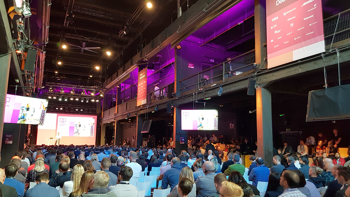 Speed4Trade's tweet photo. Auf Messen, Fachkongressen, Konferenzen und Veranstaltungen wie Userdays unserer Partner haben wir 2019 viel neues Wissen für unsere Kunden mitgenommen. Hier ein paar weitere Schnappschüsse von unseren diesjährigen "Außeneinsätzen" 😉 #TeamSpeed4Trade #OnTour https://t.co/6HrWJvxi7m