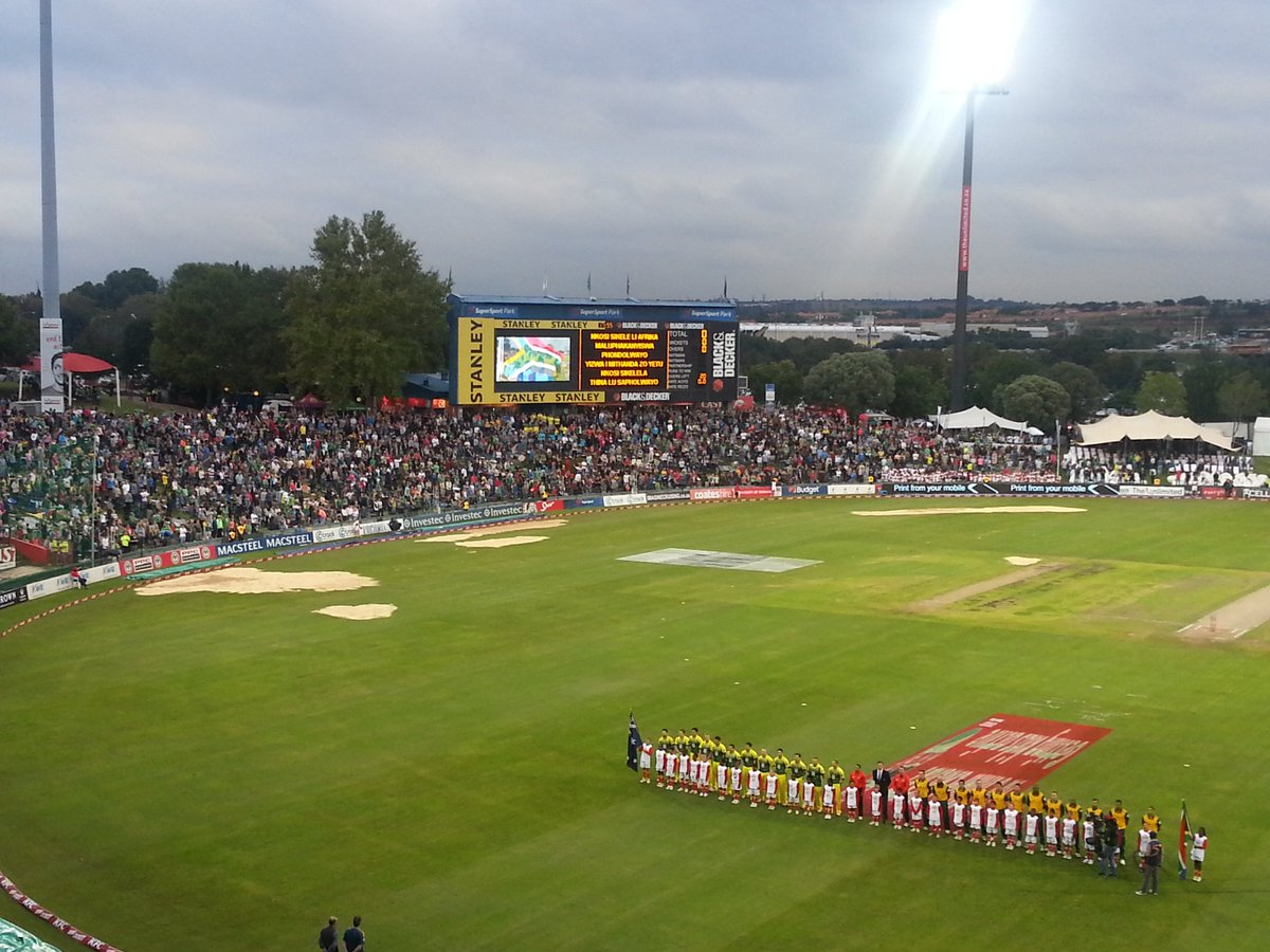 ForeverHotelCen's tweet photo. Are you going to be a part of the #ProteaFire during the @OfficialCSA 2019 Boxing Day Test?  We have accommodation available at the amazing rate of R980.00 single (B&amp;B) &amp; R1150.00 2 people sharing (B&amp;B) AND we offer free transfers to and from the @SuperSportPark  stadium! https://t.co/cgKaQgE5nA