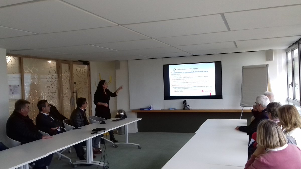 gilsuppa's tweet photo. Temps d'échanges collaboratifs avec les administrateurs de l'@CaissepargneLR réunis en commission Écoute Societaires. Au coeur de la réunion : lettre des societaires, communication d'entreprise, services - satisfaction clients et crédit management @GroupeBPCE @FNCE https://t.co/LMNGzqBn9N