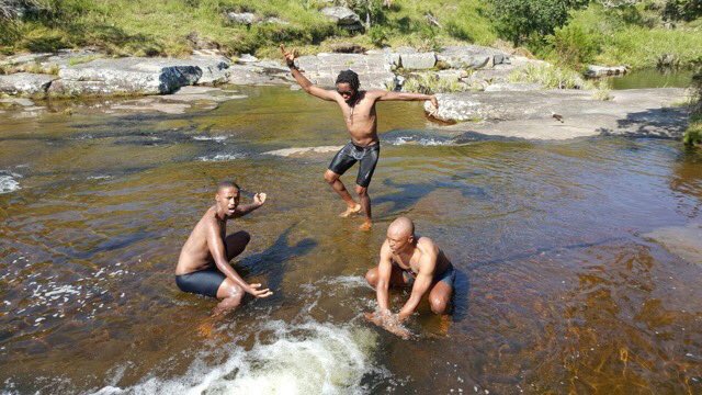 _breard's tweet image. No one does summer like we do!!! And we are ending the year on a high summer note ☀️☀️🌦💪🏽🧗🏽‍♀️🧗🏽‍♂️🏊🏽‍♀️👣👣😎😎
#summer19
#Summer2019 
#Mpondolandhike
#Wildcoast